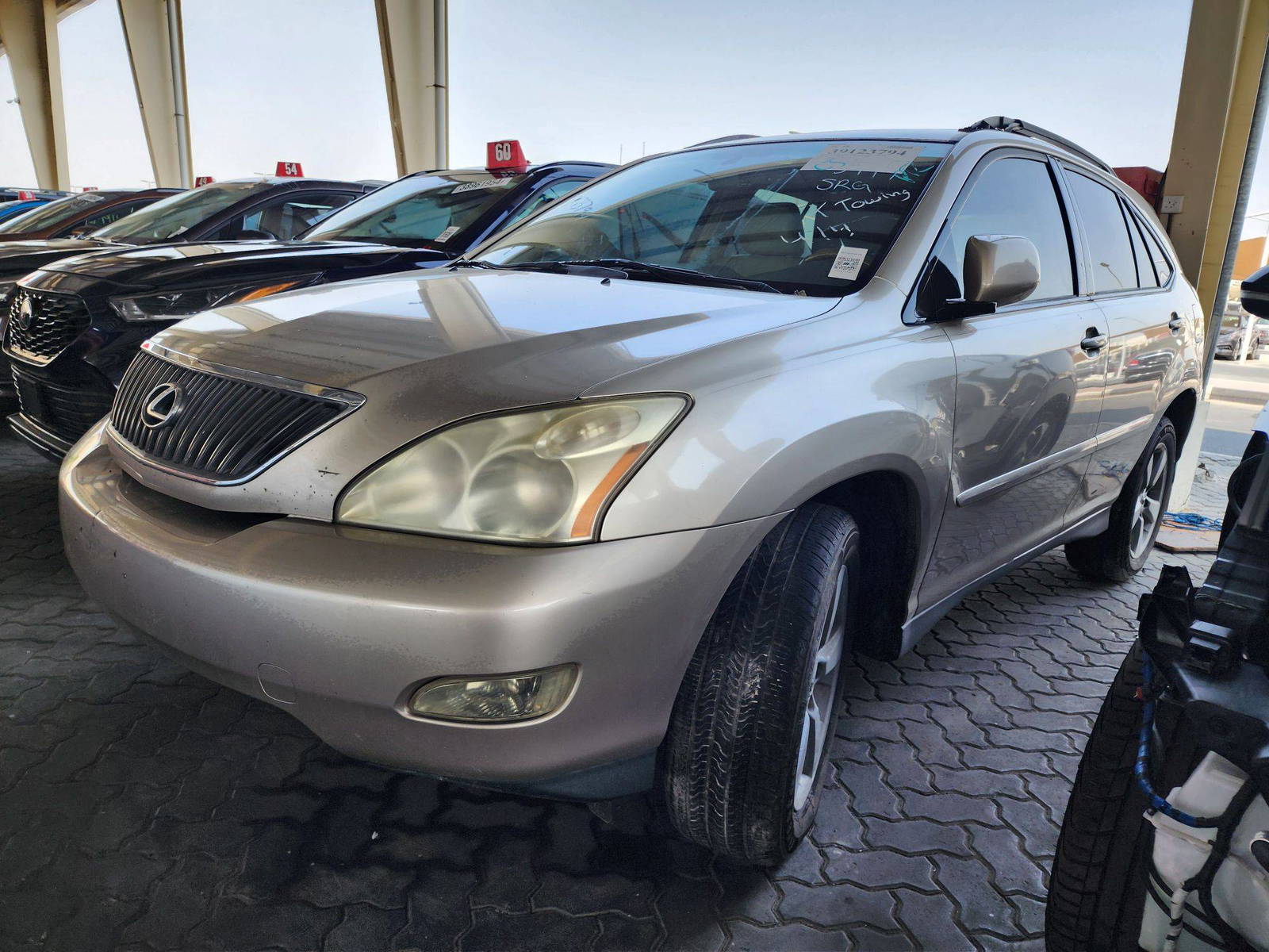2007 LEXUS RX 350 — 231222 KM — Lot 5497 — Souq - Marhaba Auctions Used Cars - Image 8