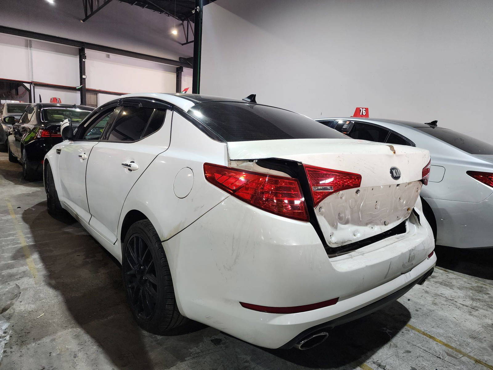 2011 KIA OPTIMA — 201952 Miles — Lot 86000 — Al Quoz - Marhaba Auctions Used Cars - Image 6