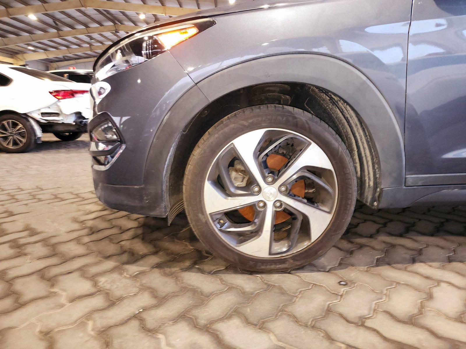 2016 HYUNDAI TUCSON — 120764 Miles — Lot 54894444 — Souq - Marhaba Auctions Used Cars - Image 11