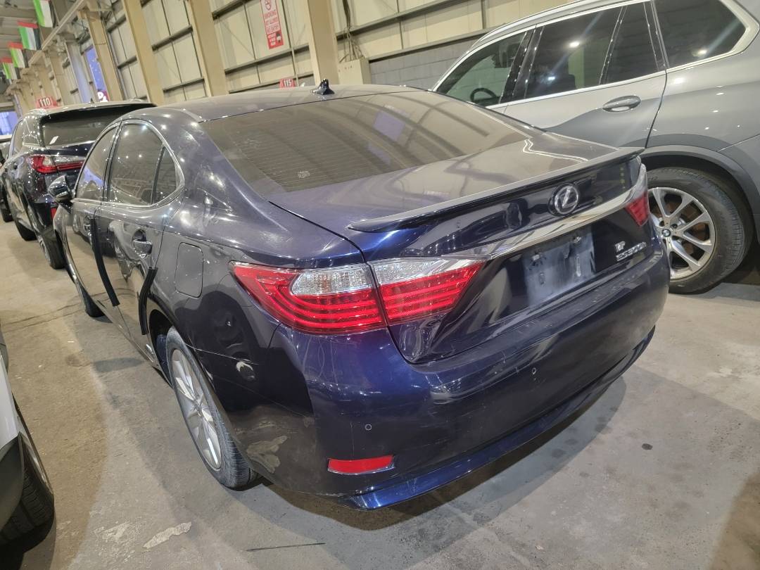 2013 LEXUS ES 300H — 175771 KM — Lot D2001212 — Main - Marhaba Auctions Used Cars - Image 5