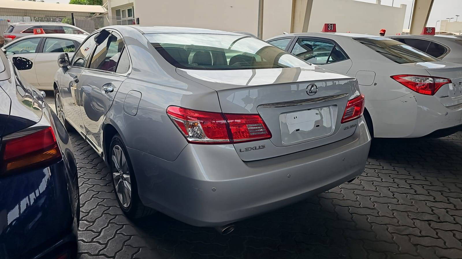 LEXUS ES 350 2010 - Marhaba Auction Used Cars - Image 12