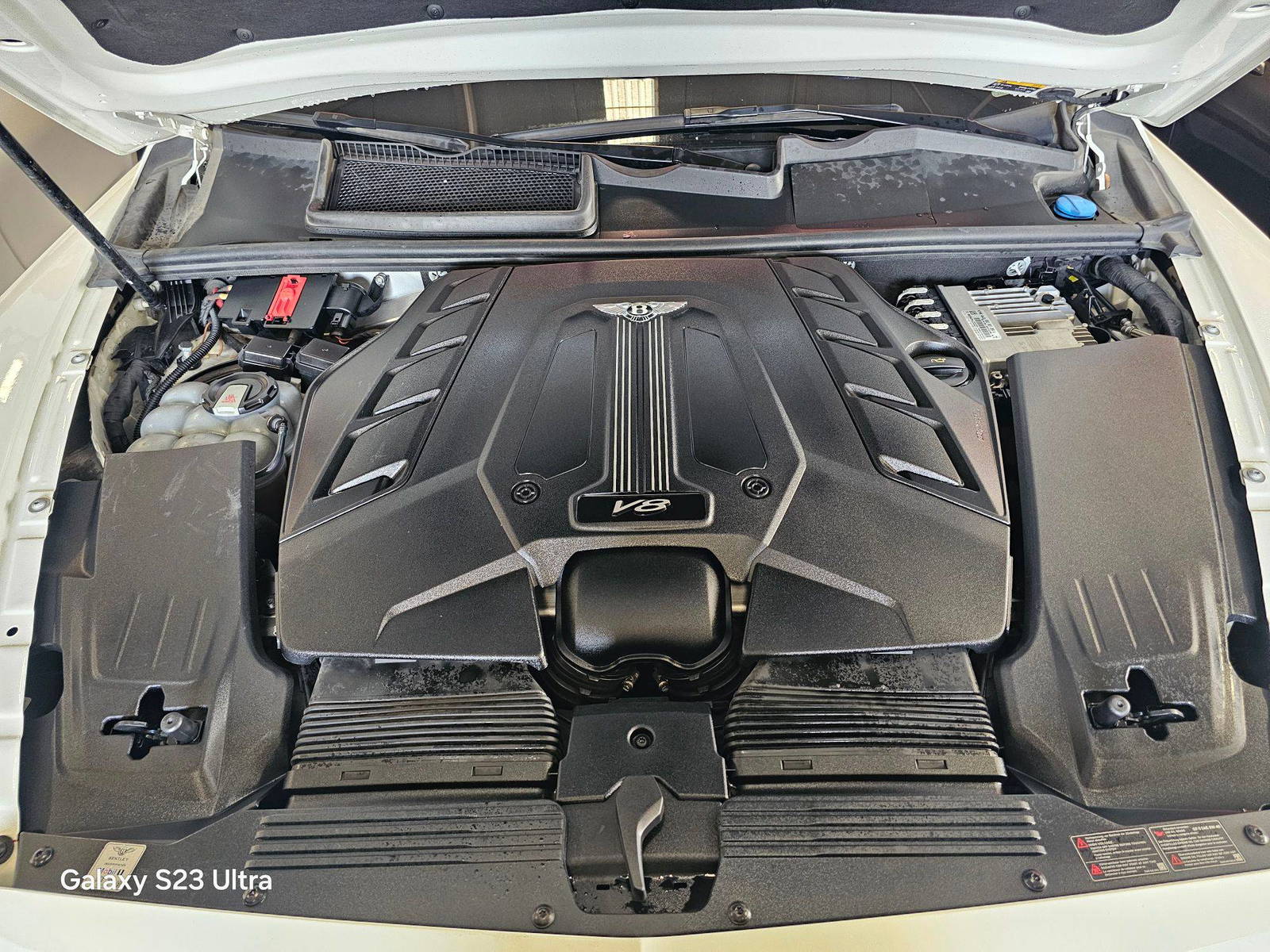 BENTLEY BENTAYGA 2019 - Marhaba Auction Used Cars - Image 13