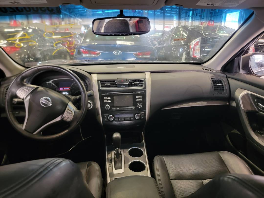 2015 NISSAN ALTIMA — 106744 Miles — Lot FC213561 — Main - Marhaba Auctions Used Cars - Image 8