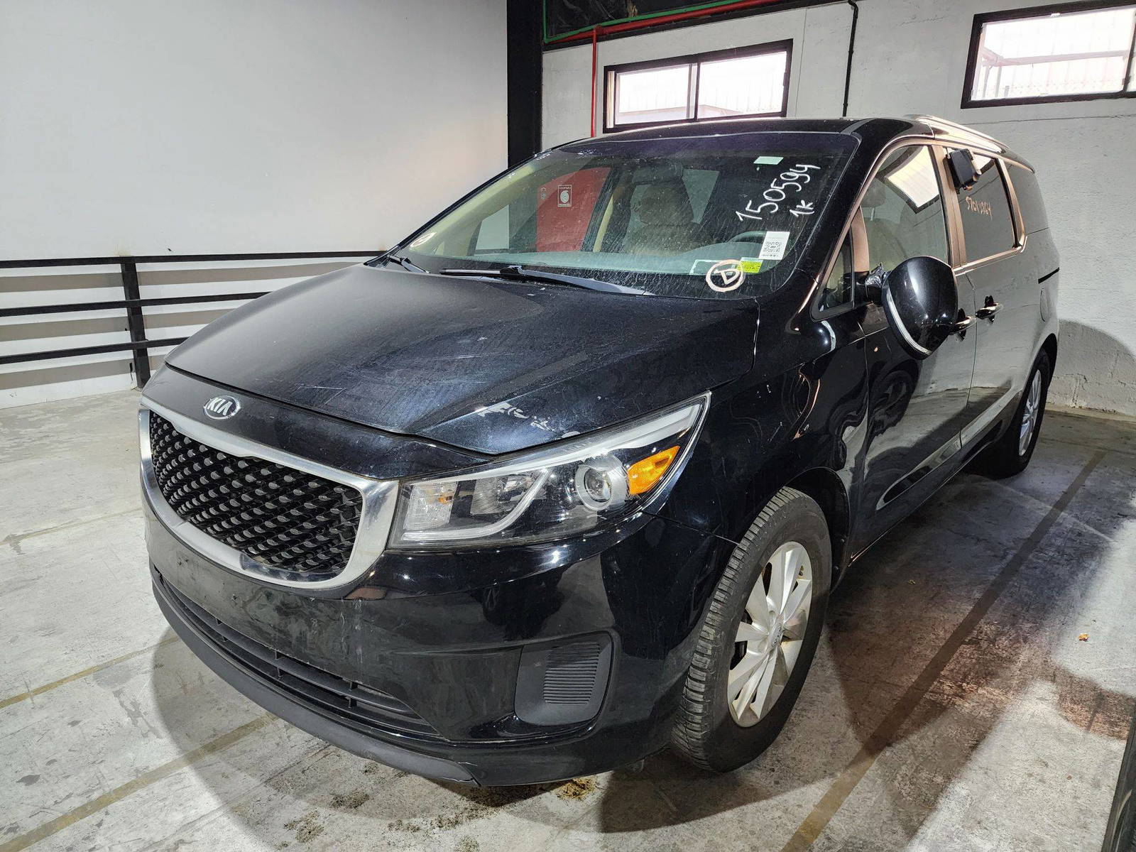 2016 KIA SEDONA — 141354 Miles — Lot 57013264 — Al Quoz - Marhaba Auctions Used Cars - Image 4
