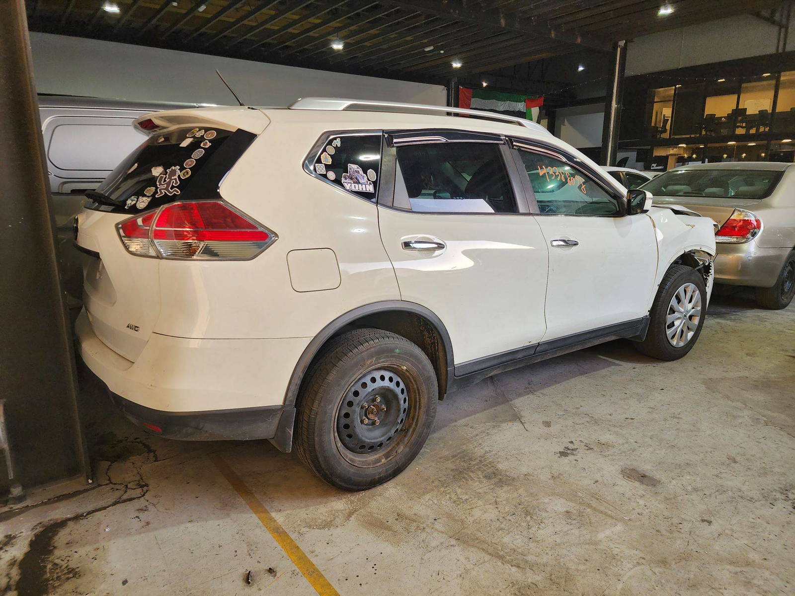 2016 NISSAN ROGUE — 152639 Miles — Lot V8GP706700 — Al Quoz - Marhaba Auctions Used Cars - Image 5