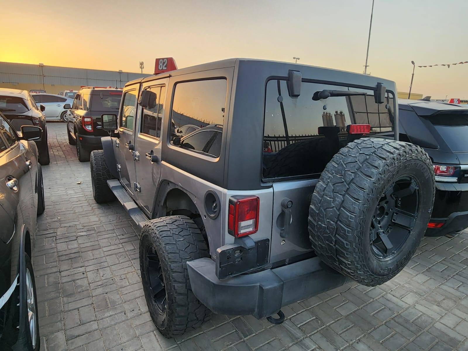 2018 JEEP WRANGLER UNLIMITED SAHARA — 114821 Miles — Lot G7JL813528 - Marhaba Auctions Used Cars - Image 6