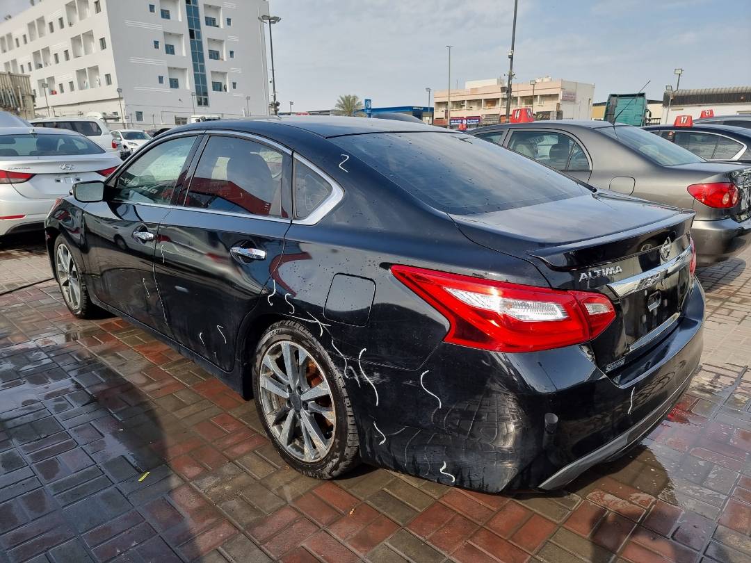 2016 NISSAN ALTIMA — 127844 Miles — Lot 215487 — Ind. 12 - Marhaba Auctions Used Cars - Image 4