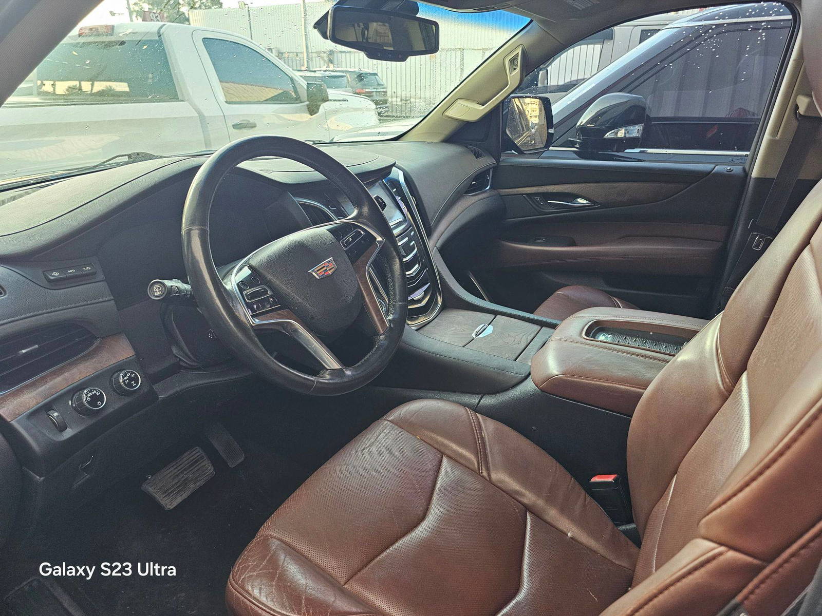 CADILLAC ESCALADE 2015 - Marhaba Auction Used Cars - Image 8