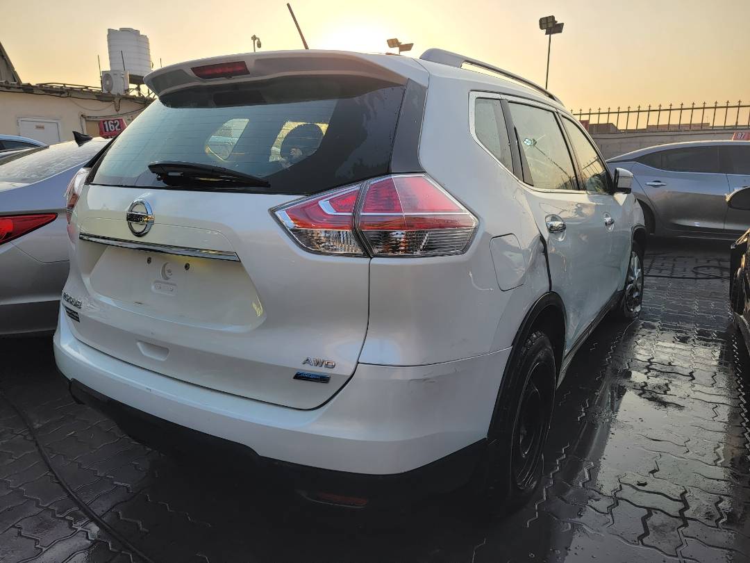 2015 NISSAN ROGUE — 214026 KM — Lot 12194868 — Main - Marhaba Auctions Used Cars - Image 4
