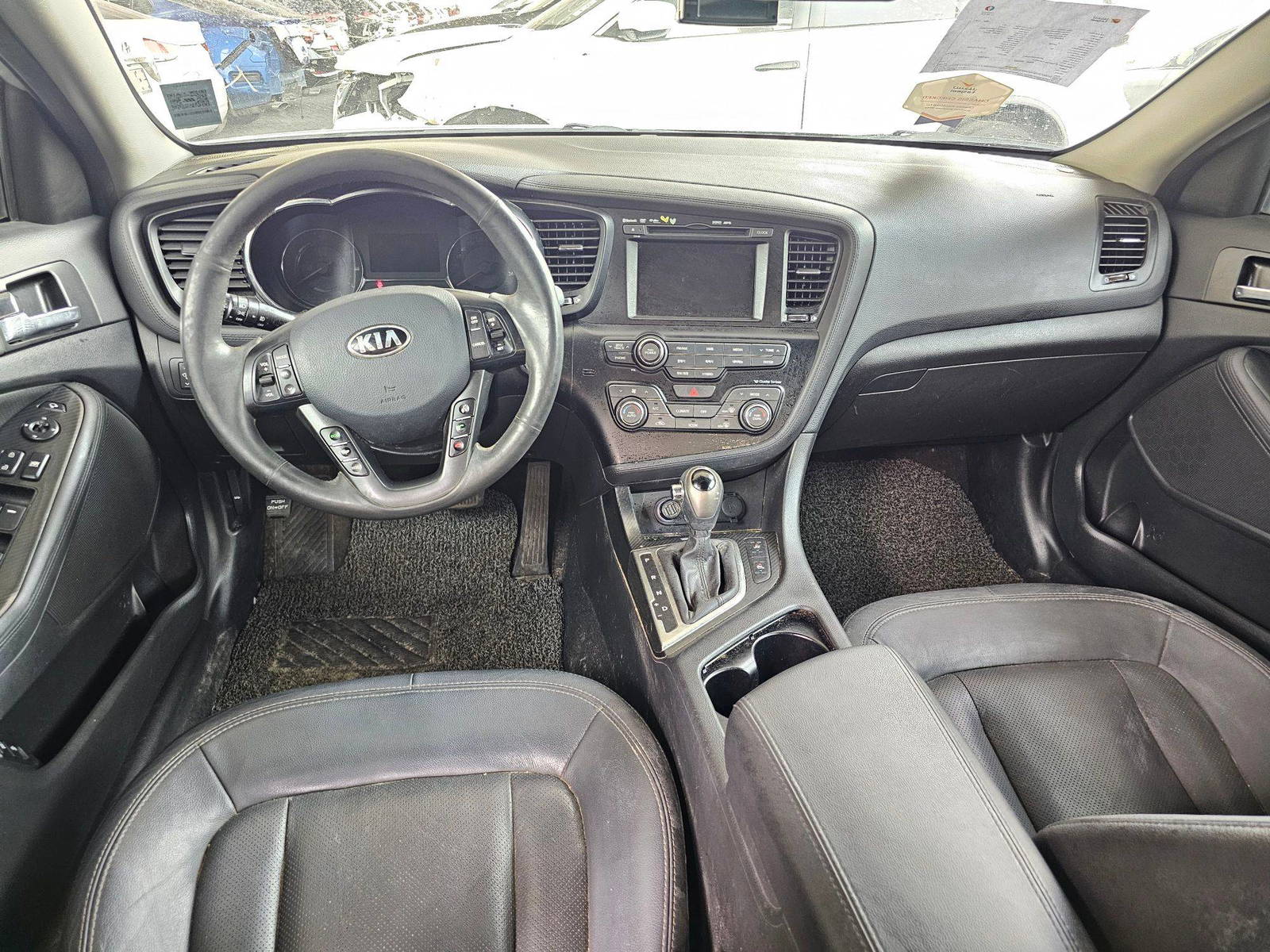 2013 KIA K5 — 162944 KM — Lot 048614 — Ind. 12 - Marhaba Auctions Used Cars - Image 7