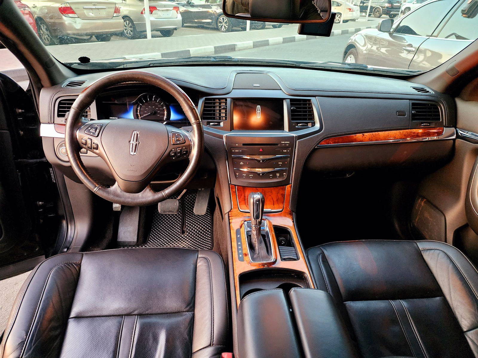 2014 LINCOLN MKS — 175445 KM — Lot K9EG604702 — Souq - Marhaba Auctions Used Cars - Image 7