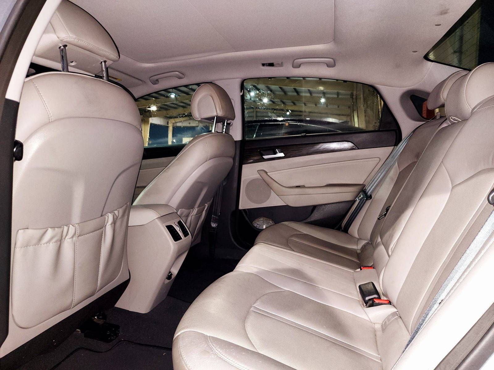 2015 HYUNDAI SONATA — 126785 Miles — Lot 81982334 — Souq - Marhaba Auctions Used Cars - Image 6