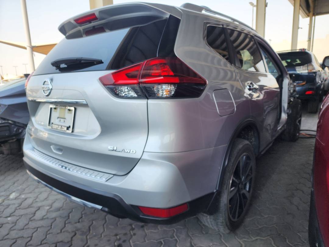 2018 NISSAN ROGUE — 52267 Miles — Lot 82878293 — Souq - Marhaba Auctions Used Cars - Image 8