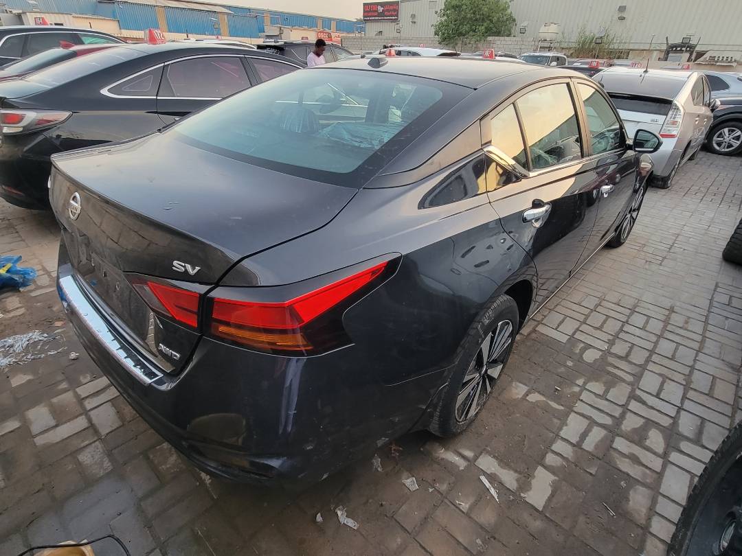 2021 NISSAN ALTIMA — 41002 Miles — Lot MN343982 — Main - Marhaba Auctions Used Cars - Image 4