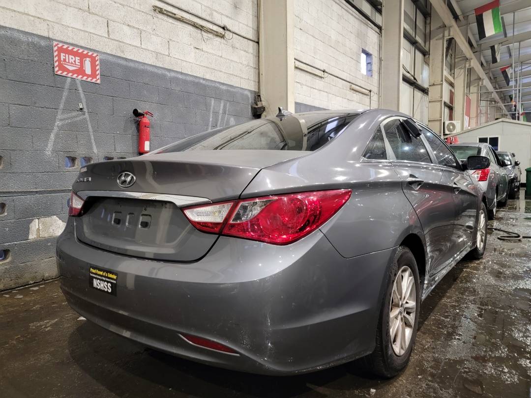 2013 HYUNDAI SONATA — 181257 Miles — Lot DH753917 — Main - Marhaba Auctions Used Cars - Image 3