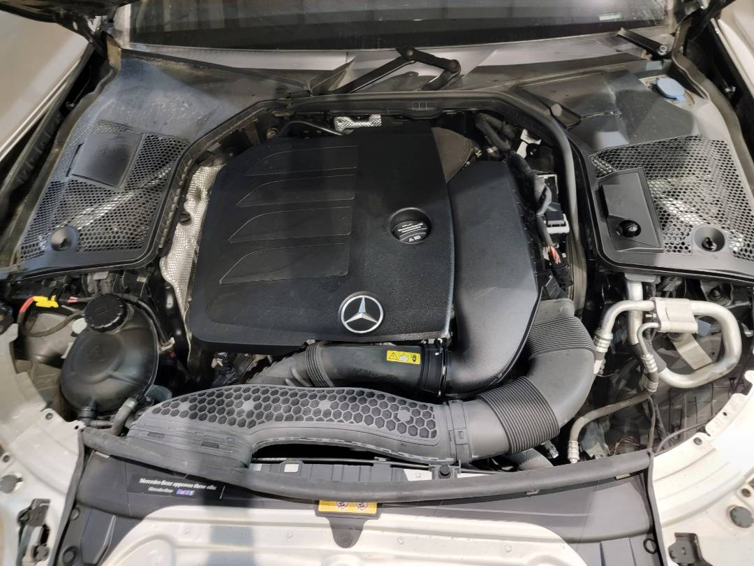 2019 MERCEDES BENZ C300 — 50309 Miles — Lot 293648 — Main - Marhaba Auctions Used Cars - Image 10