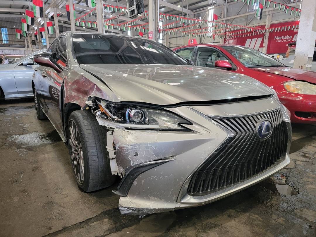 2021 LEXUS ES 300H — 71509 Miles — Lot 18MU008682 — Main - Marhaba Auctions Used Cars - Image 4
