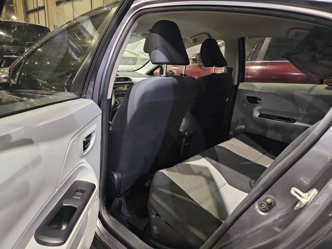 2012 TOYOTA PRIUS C — 178330 Miles — Lot 1527114 — Ind. 12 - Marhaba Auctions Used Cars - Image 7
