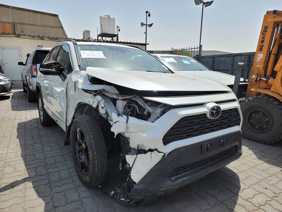 2022 TOYOTA RAV4 — 49840 KM — Lot NW273876 — Main - Marhaba Auctions Used Cars - Image 4