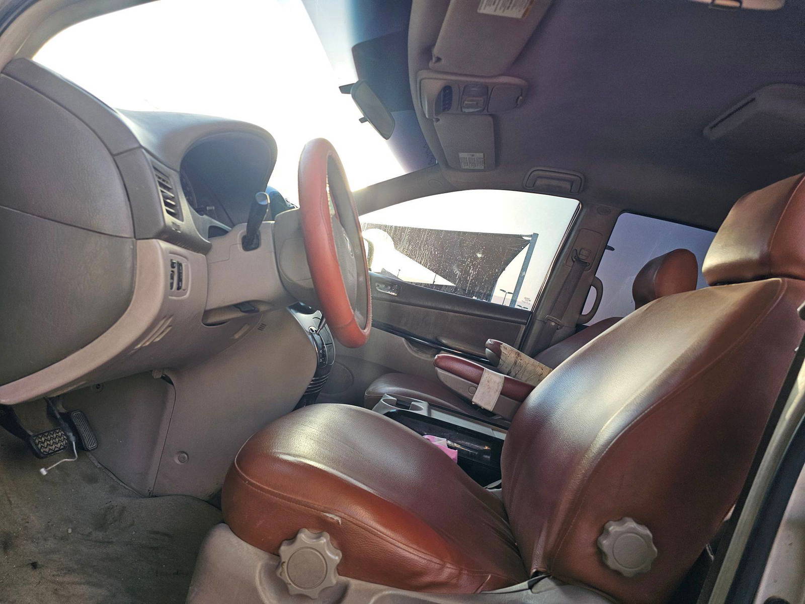 TOYOTA SIENNA 2004 - Marhaba Auction Used Cars - Image 9