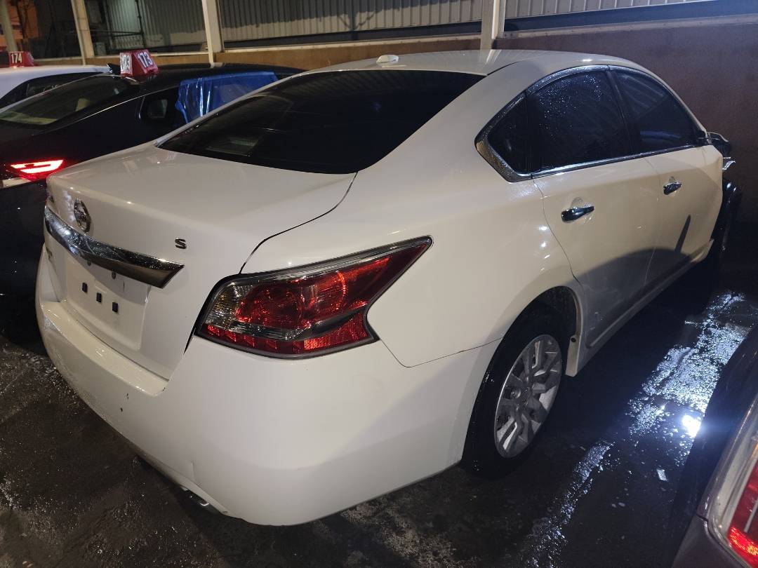 2015 NISSAN ALTIMA — 166919 Miles — Lot 38041672 - Marhaba Auctions Used Cars - Image 3