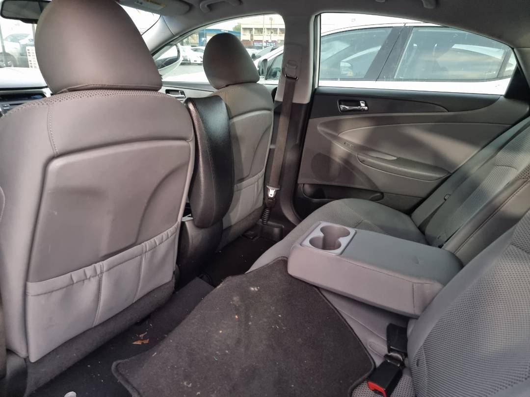 2014 HYUNDAI SONATA — 170439 Miles — Lot 125487 — Ind. 12 - Marhaba Auctions Used Cars - Image 6
