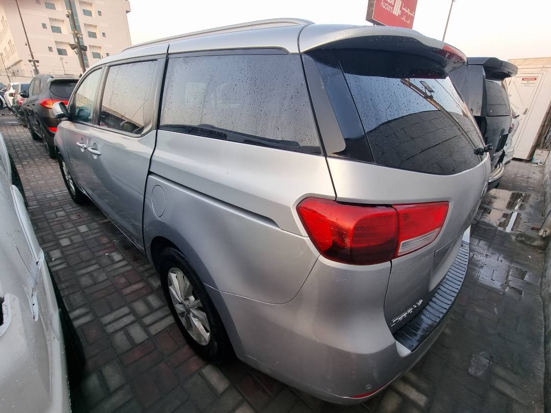 2017 KIA SEDONA — 175098 Miles — Lot H6253108 — Ind. 12 - Marhaba Auctions Used Cars - Image 5