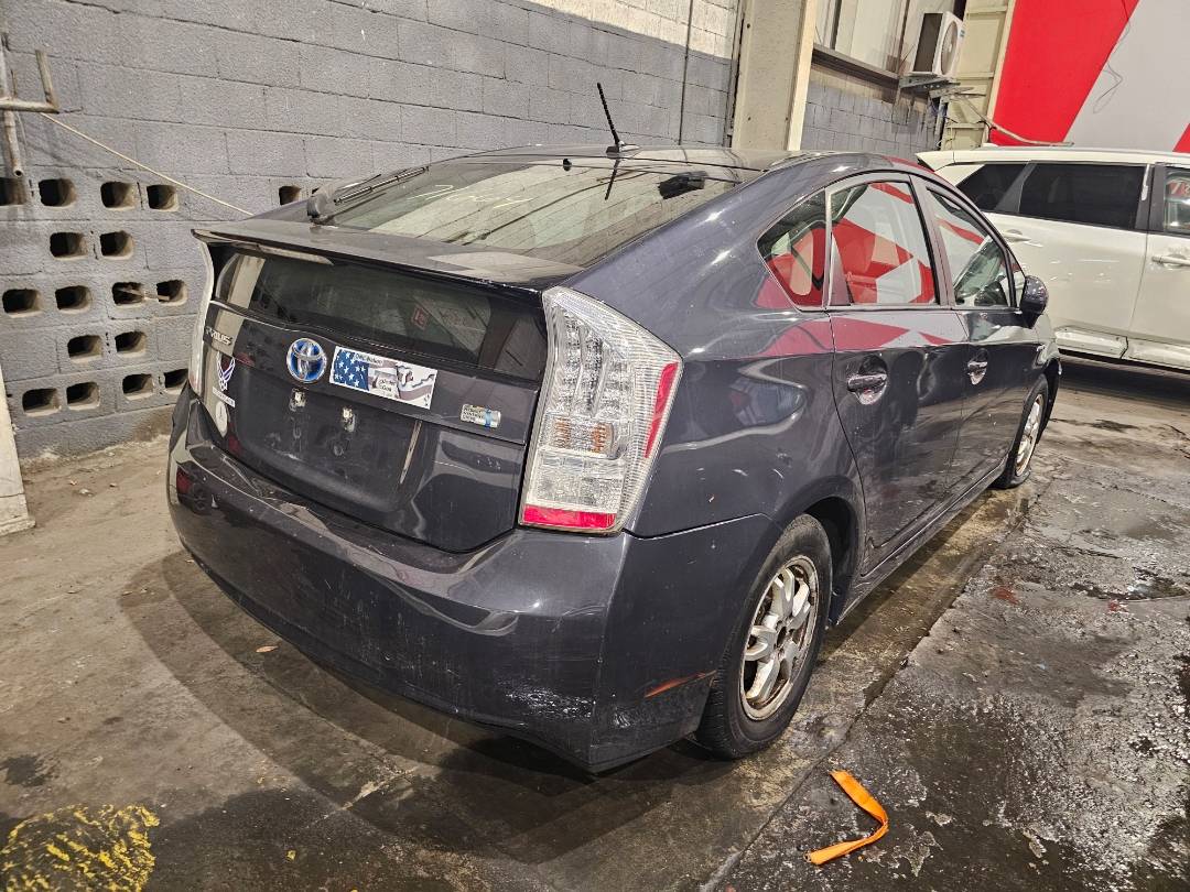 2010 TOYOTA PRIUS — Lot A0140497 — Main - Marhaba Auctions Used Cars - Image 3