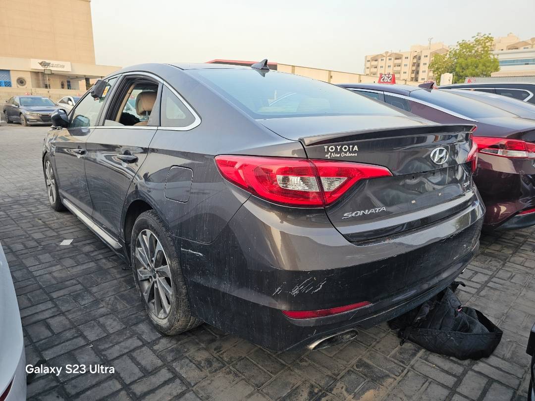 2015 HYUNDAI SONATA — 187772 Miles — Lot 3199299 — Main - Marhaba Auctions Used Cars - Image 4