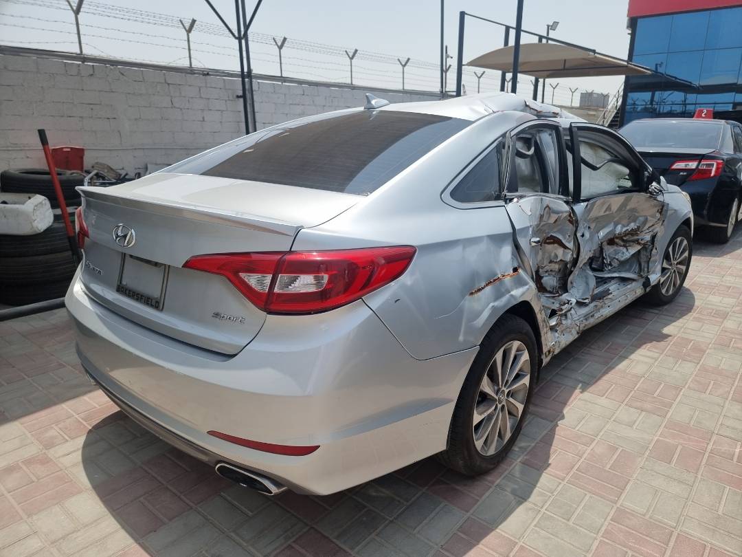 2016 HYUNDAI SONATA — 130825 Miles — Lot 154875 — Ind. 12 - Marhaba Auctions Used Cars - Image 4