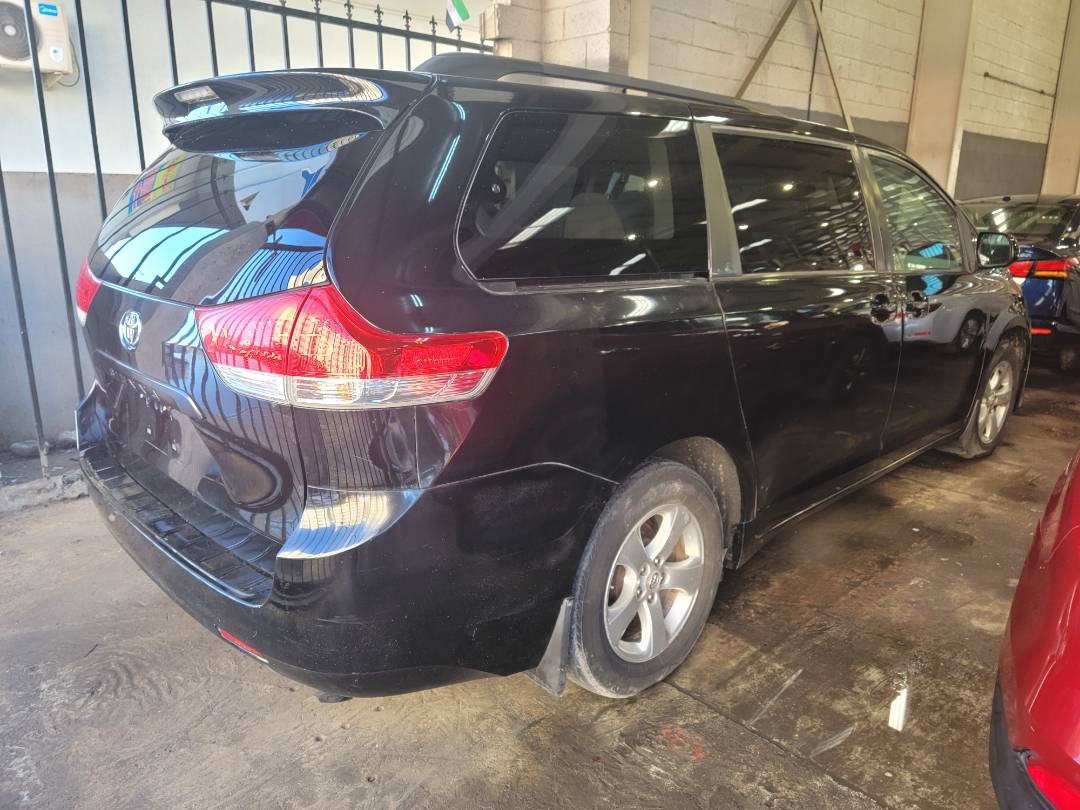 2011 TOYOTA SIENNA — 118437 Miles — Lot 154703 - Marhaba Auctions Used Cars - Image 3