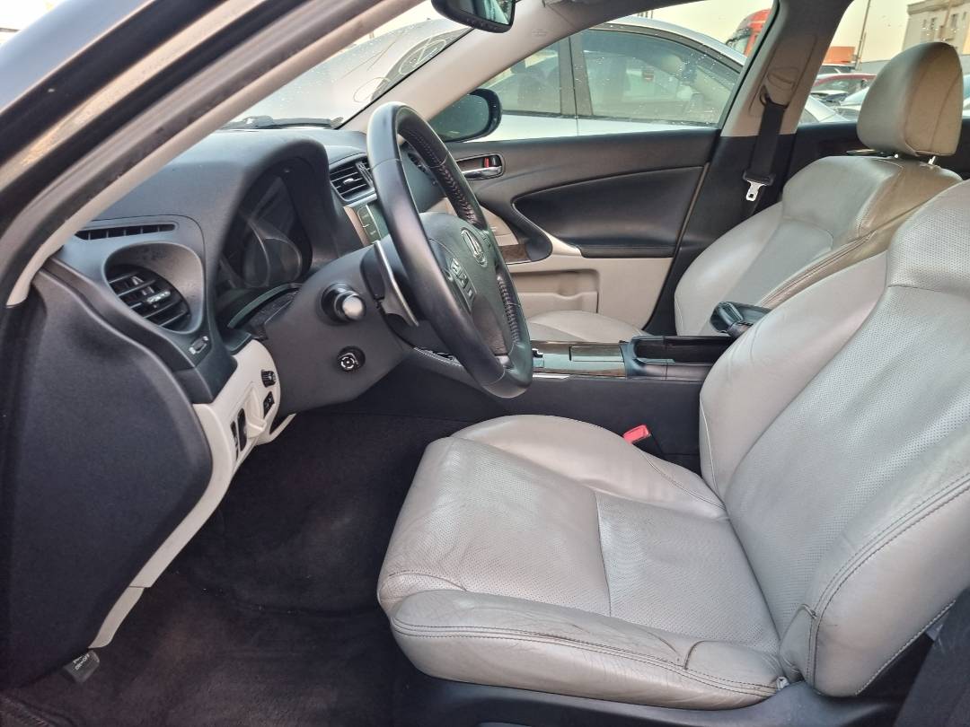 2010 LEXUS IS 250 — 218001 Miles — Lot 214587 — Ind. 12 - Marhaba Auctions Used Cars - Image 8