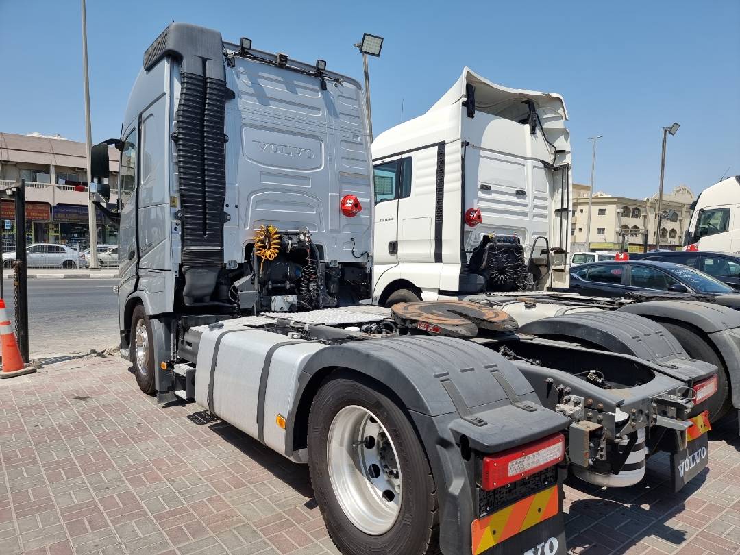 2017 VOLVO FH-Series — 694665 KM — Lot 805226 — Ind. 12 - Marhaba Auctions Used Cars - Image 4