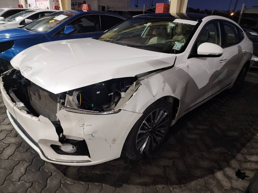 2018 KIA CADENZA — 51263 Miles — Lot 75281623 - Marhaba Auctions Used Cars - Image 5