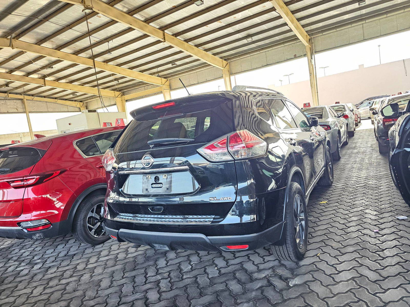 2016 NISSAN ROGUE — 144051 Miles — Lot GC773930 — Souq - Marhaba Auctions Used Cars - Image 3