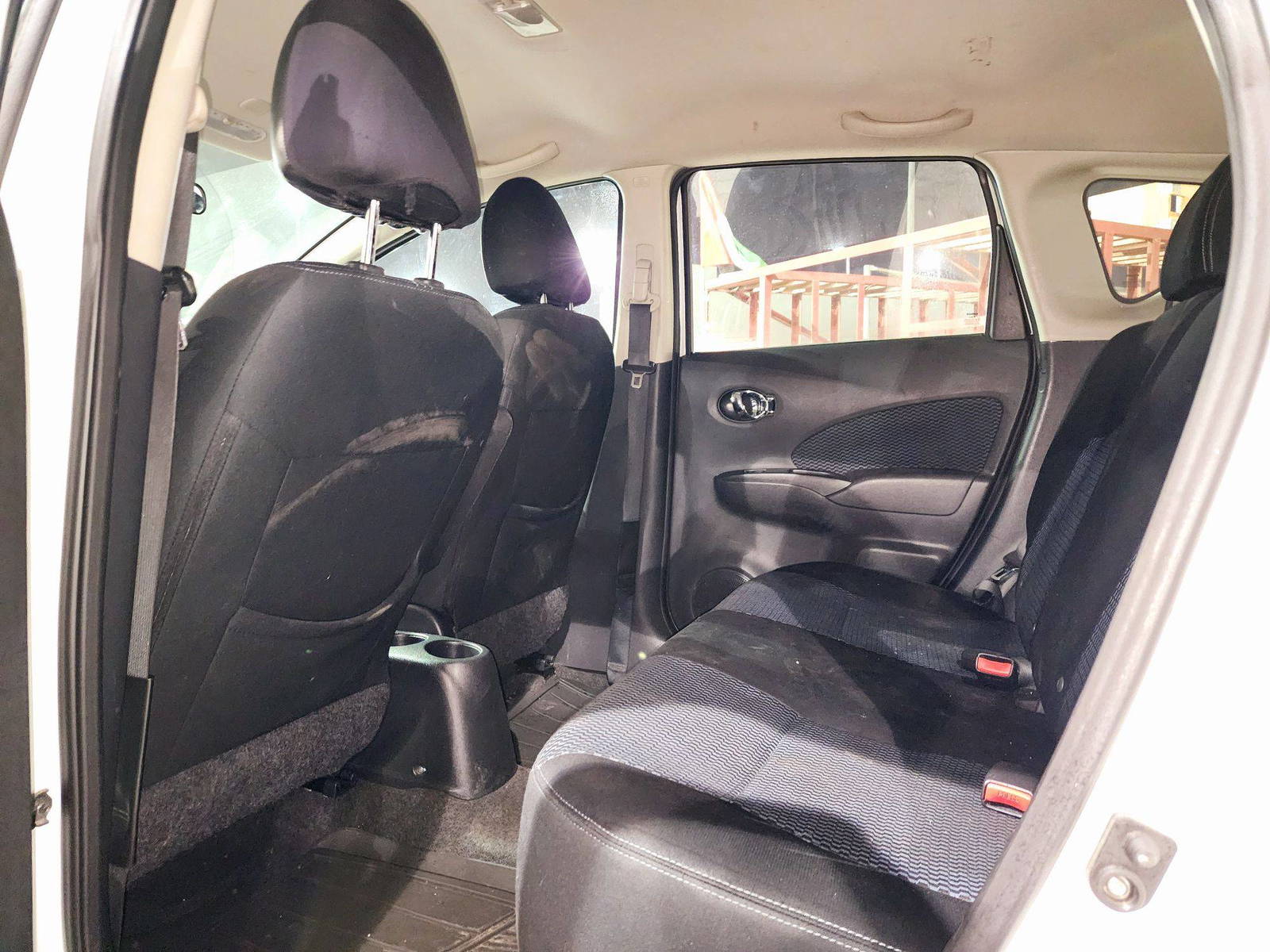2014 NISSAN VERSA NOTE — 160518 Miles — Lot 40696369 — Souq - Marhaba Auctions Used Cars - Image 6