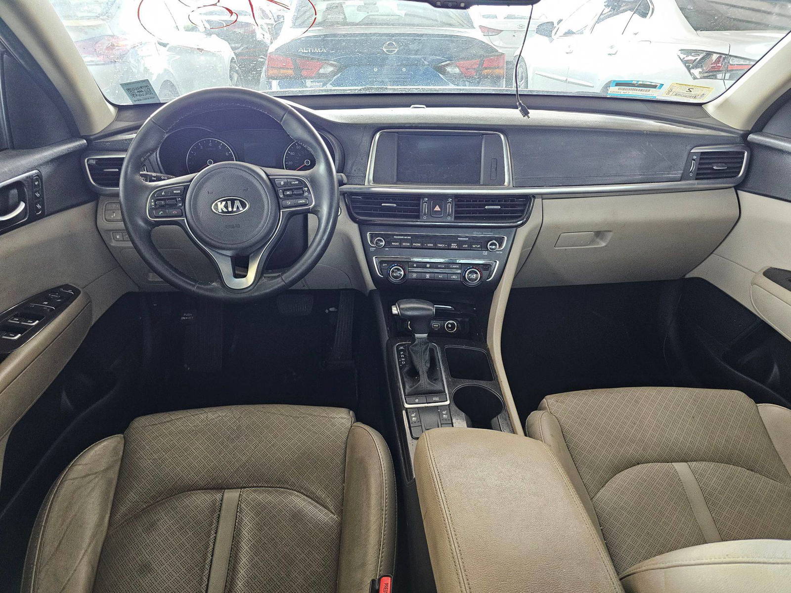 2017 KIA OPTIMA — 131521 Miles — Lot 42627115 — Souq - Marhaba Auctions Used Cars - Image 7