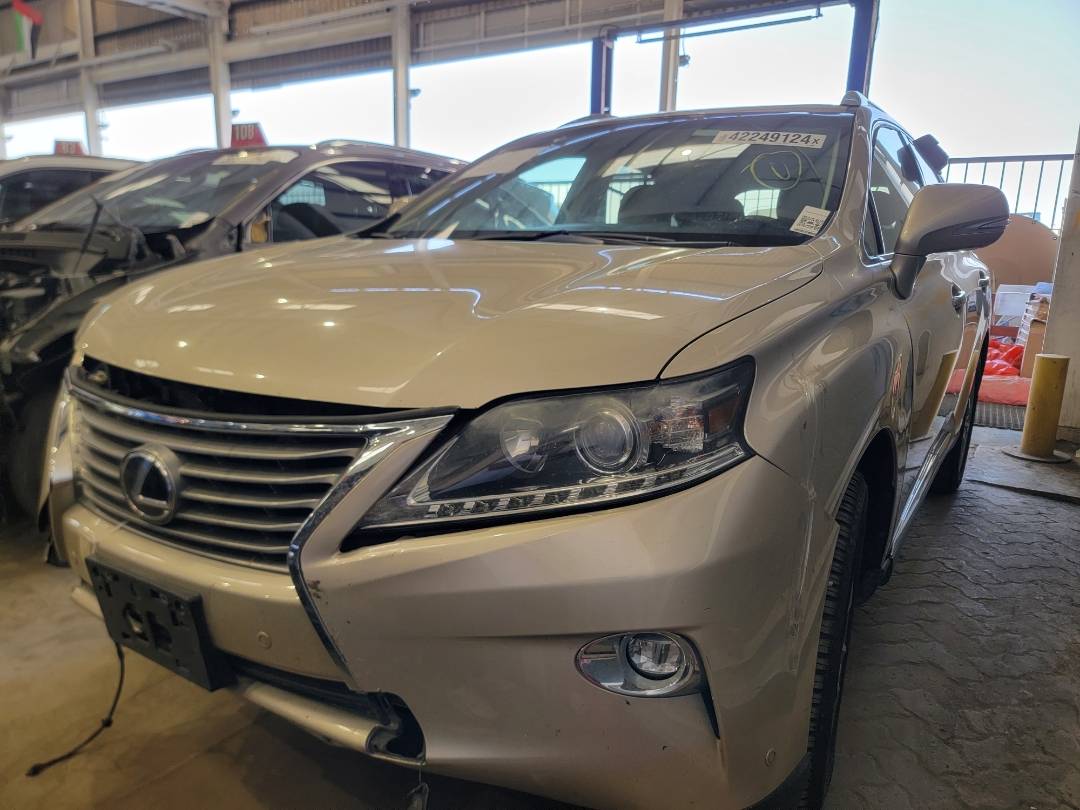 2015 LEXUS RX 350 — 122338 Miles — Lot 16298 — Souq - Marhaba Auctions Used Cars - Image 5