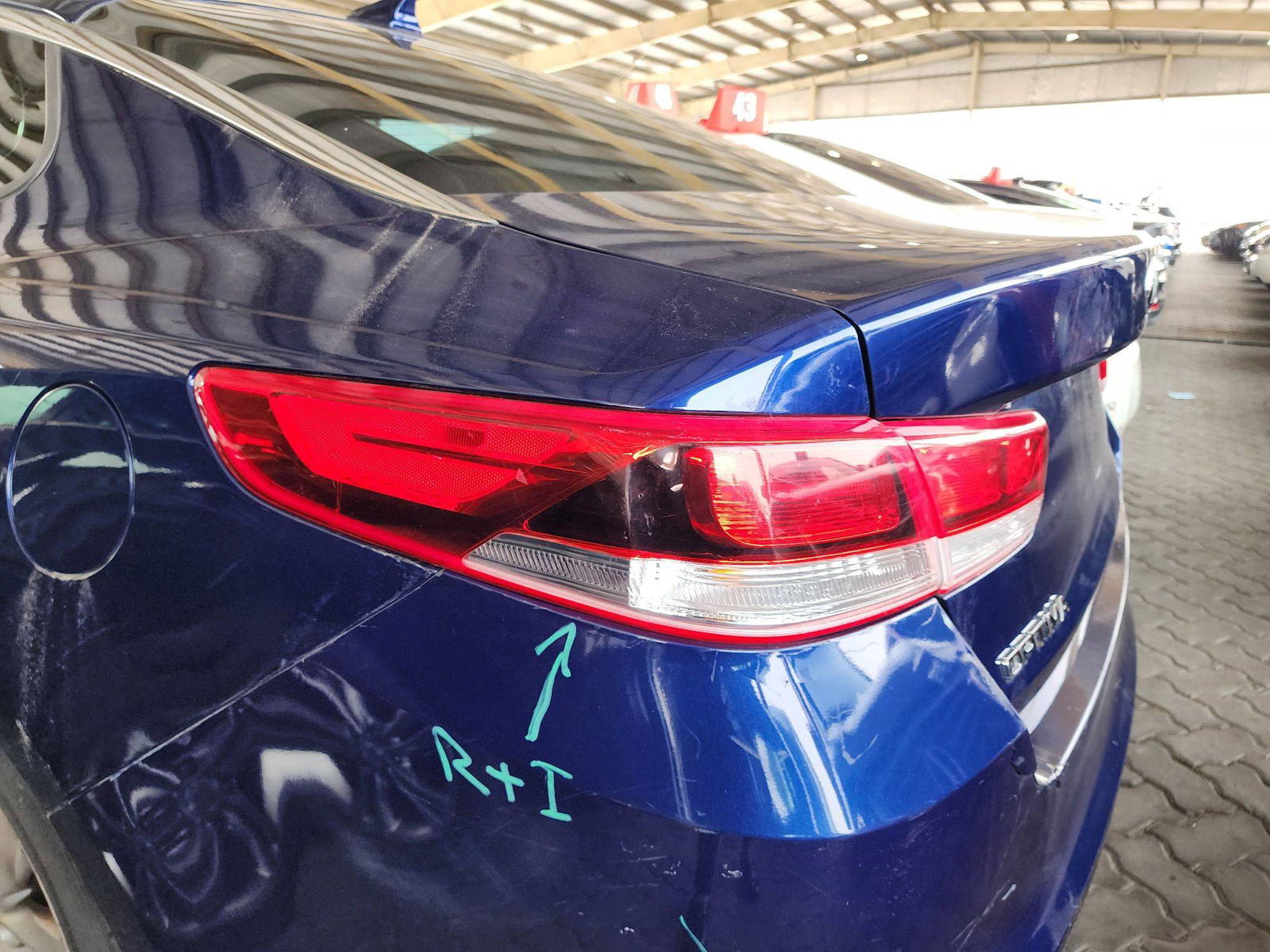 2017 KIA OPTIMA — 128115 Miles — Lot G140547 — Souq - Marhaba Auctions Used Cars - Image 8
