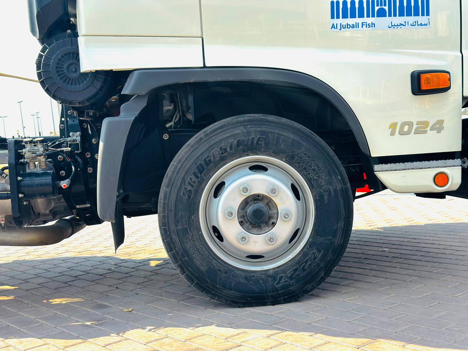 2023 HINO 500 — 284 KM — Lot 5P7710341 — Souq - Marhaba Auctions Used Cars - Image 9