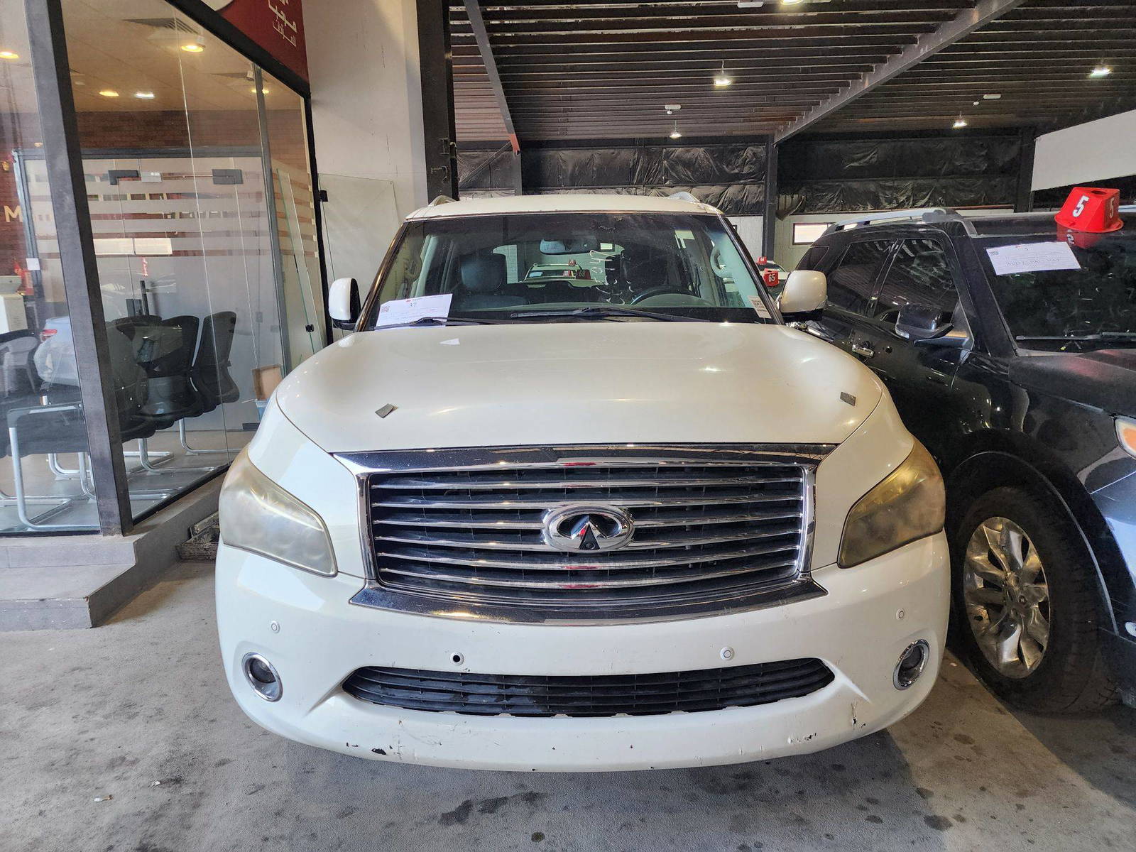 2014 INFINITI QX80 — 178399 Miles — Lot 9065947 — Souq - Marhaba Auctions Used Cars - Image 7