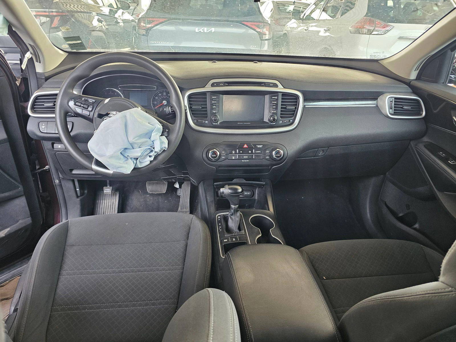 KIA SORENTO 2018 - Marhaba Auction Used Cars - Image 6