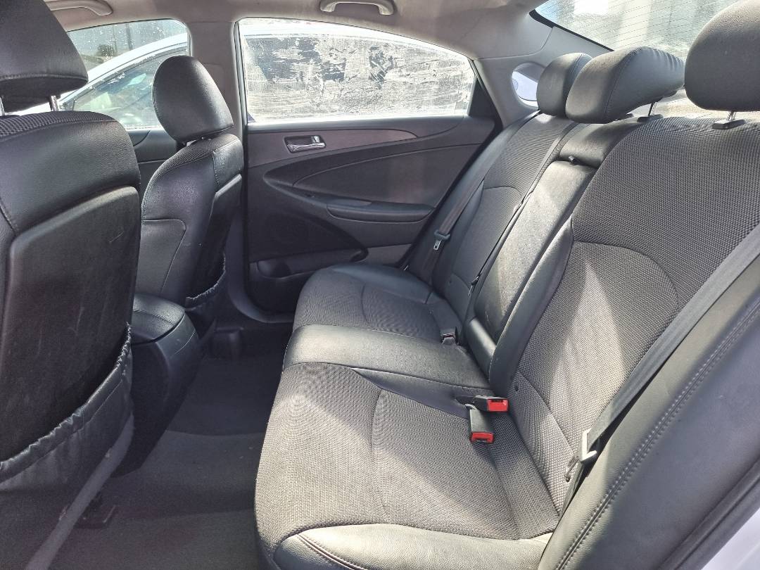 2012 HYUNDAI SONATA — 172034 Miles — Lot 124587 — Ind. 12 - Marhaba Auctions Used Cars - Image 7