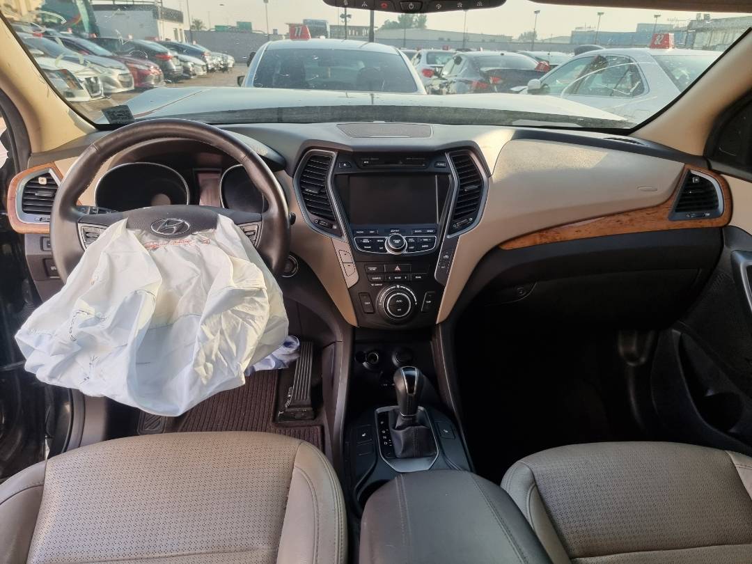 2013 HYUNDAI SANTA FE — 159912 Miles — Lot 215487 — Ind. 12 - Marhaba Auctions Used Cars - Image 8