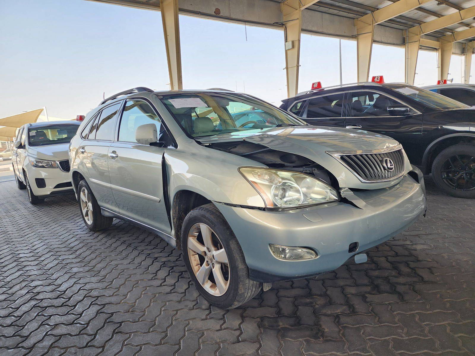2008 LEXUS RX 350 — 195108 Miles — Lot U78C039418 — Souq - Marhaba Auctions Used Cars - Image 4