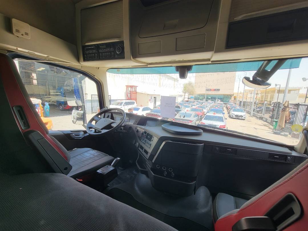 2018 VOLVO FH-Series — 1047418 KM — Lot 871609 - Marhaba Auctions Used Cars - Image 11