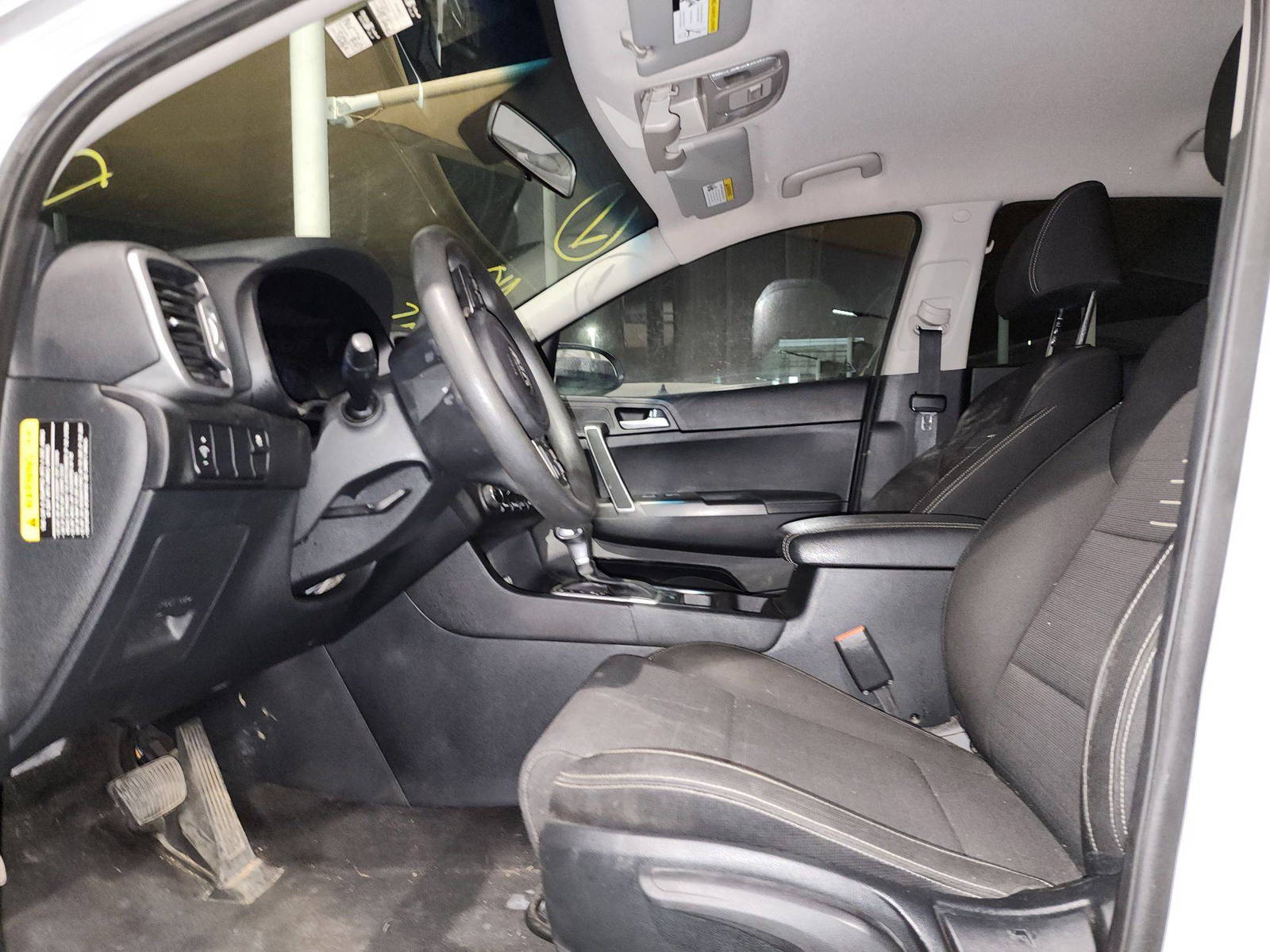 2018 KIA SPORTAGE — 148760 Miles — Lot 32351 — Souq - Marhaba Auctions Used Cars - Image 8