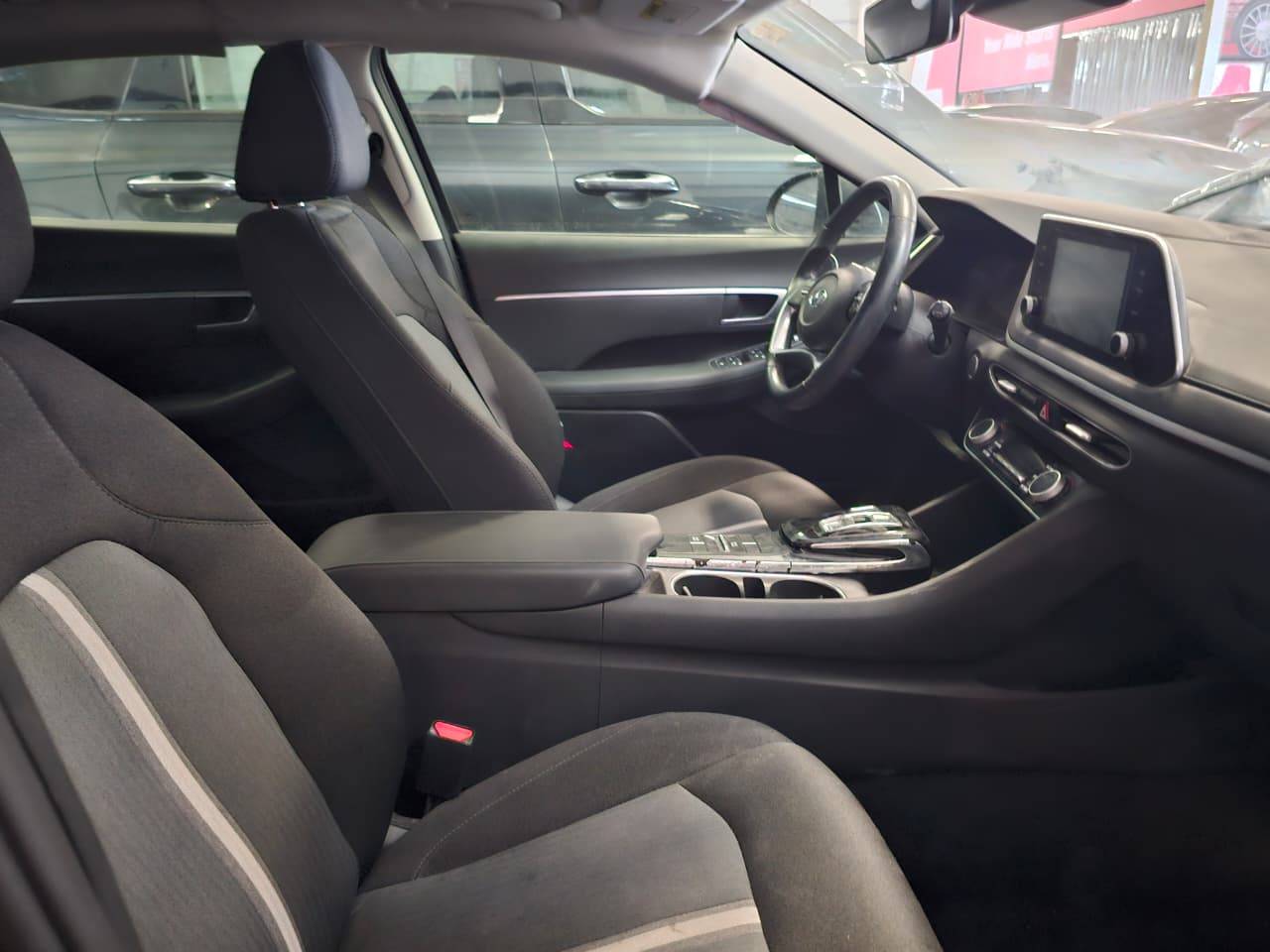 HYUNDAI SONATA 2020 - Marhaba Auction Used Cars - Image 9