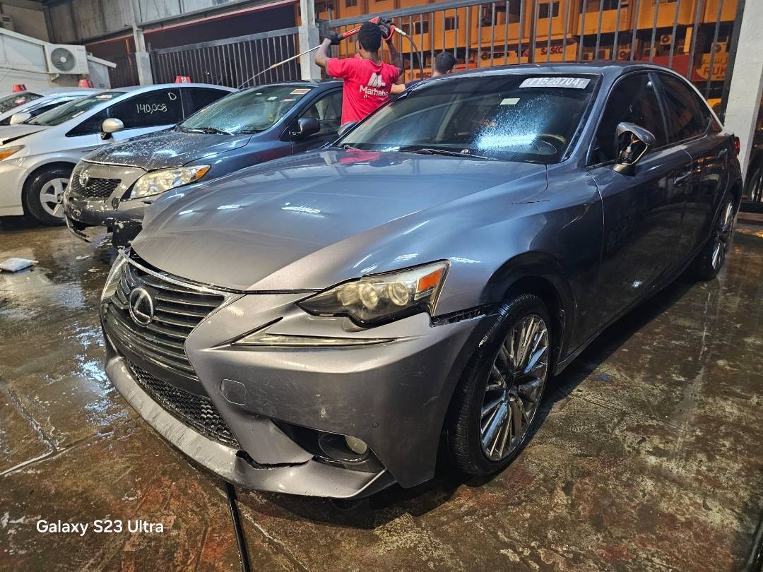 2014 LEXUS IS 250 — 179781 Miles — Lot E5003275 — Main - Marhaba Auctions Used Cars - Image 5