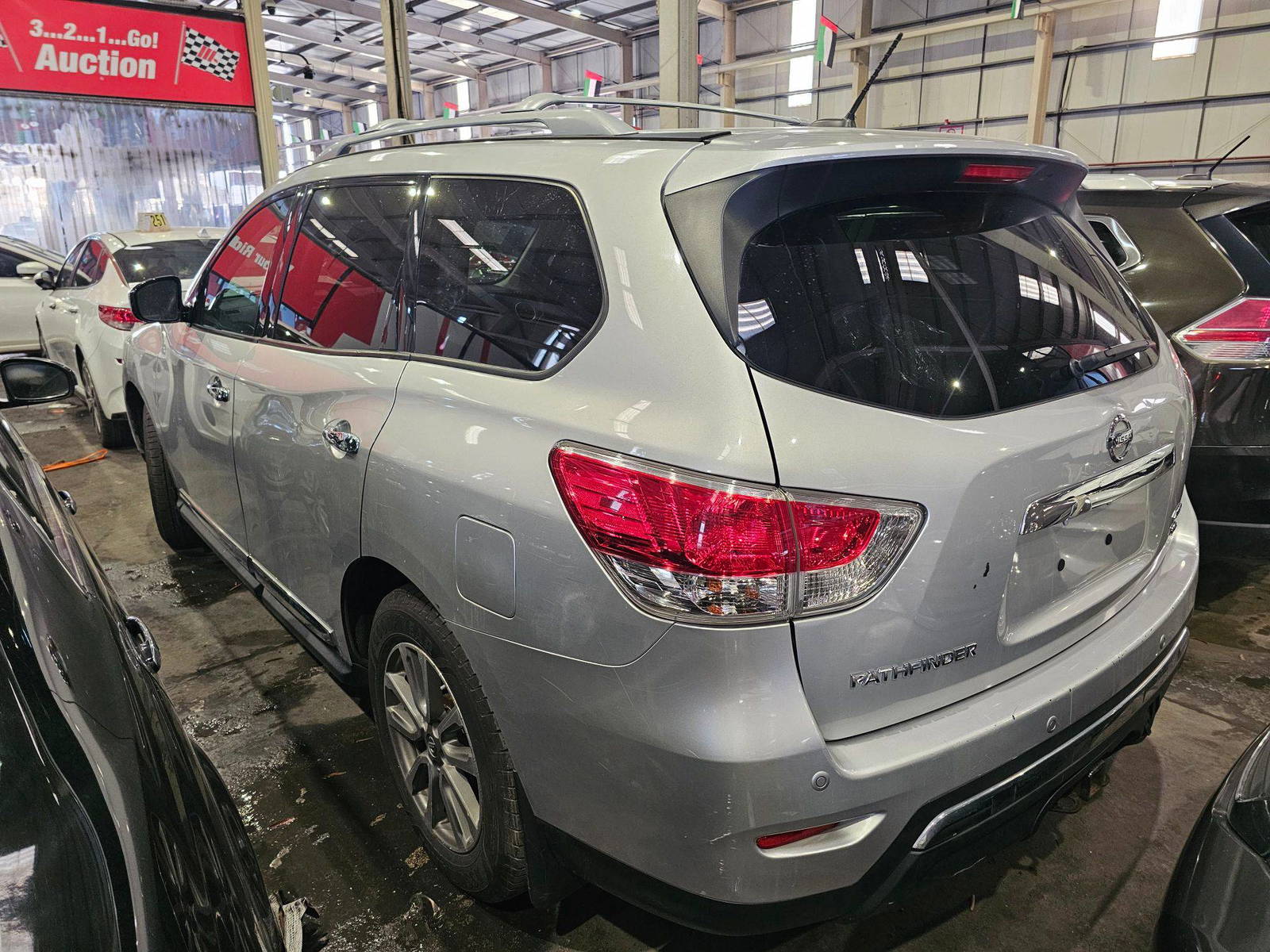 2013 NISSAN PATHFINDER — 200862 Miles — Lot DC678048 — Main - Marhaba Auctions Used Cars - Image 4
